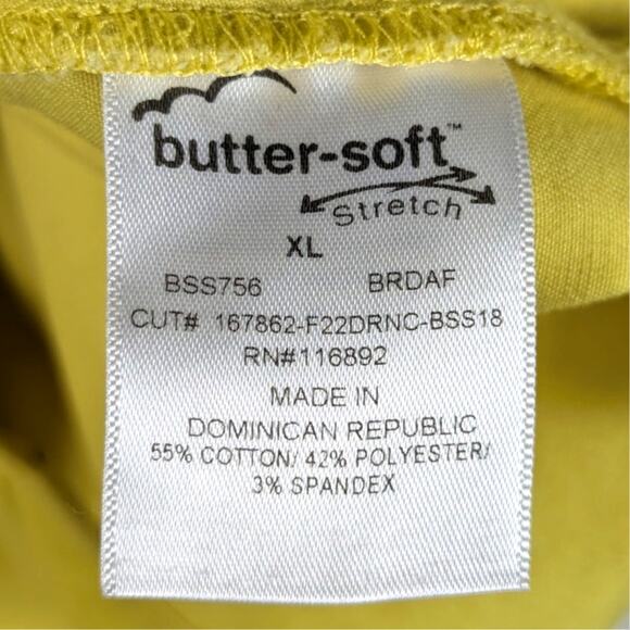 Butter Soft Stretch Scrub Top Womens XL Yellow Criss Cross Neck 2 Pocket Nursing - Picture 3 of 4